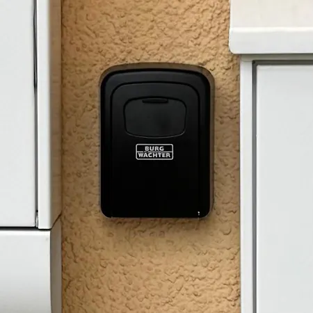 3 Apartment, 110 Qm, Max 5 Personen, Balkon, Parkplatz, Internet 250 Mbit * Gaertringen