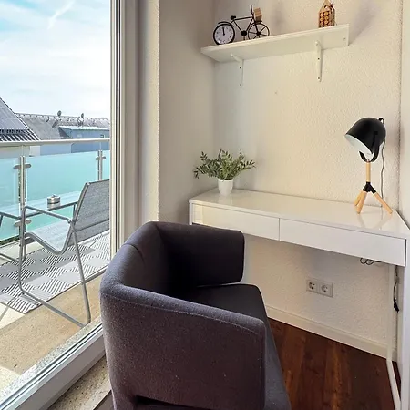 Apartment 3 Apartment, 110 Qm, Max 5 Personen, Balkon, Parkplatz, Internet 250 Mbit