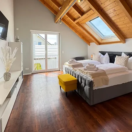 3 Apartment, 110 Qm, Max 5 Personen, Balkon, Parkplatz, Internet 250 Mbit Apartment *